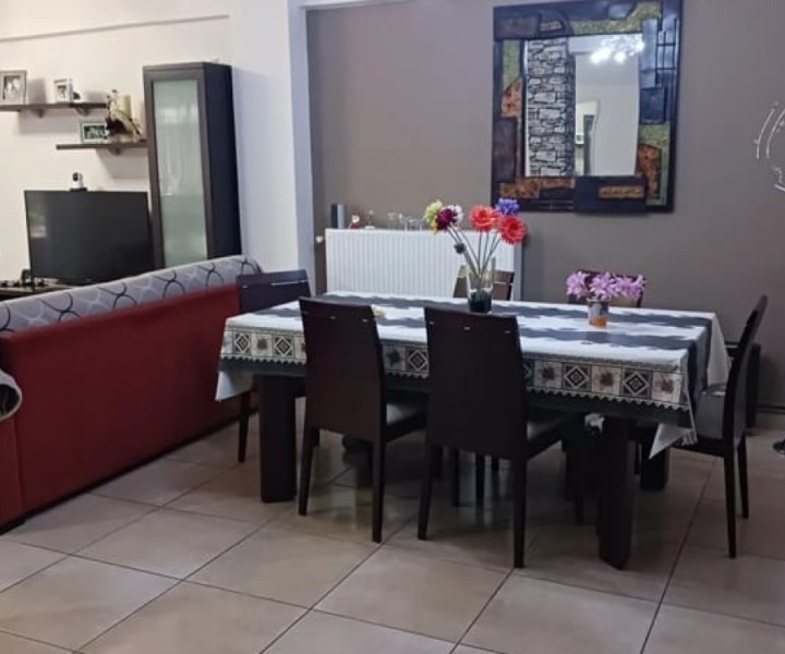 GR17 Kokkinia, Piraeus, 129 M2 235.000 Eur