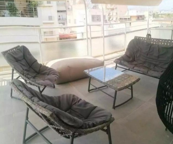 GR2 Hatzikyriakio, Piraeus 45 M2 250.000 Eur