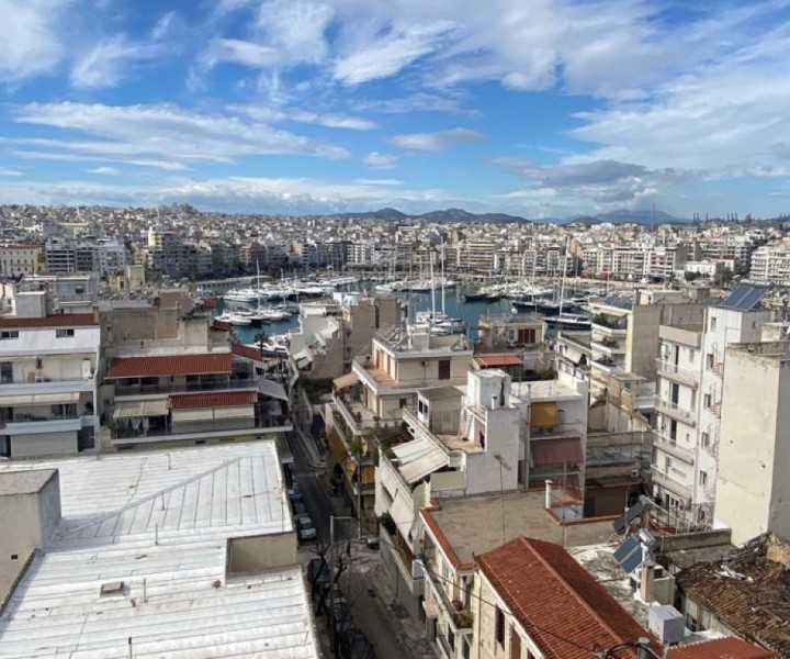 Zeas, Piraeus 108m2 345.000 Eur